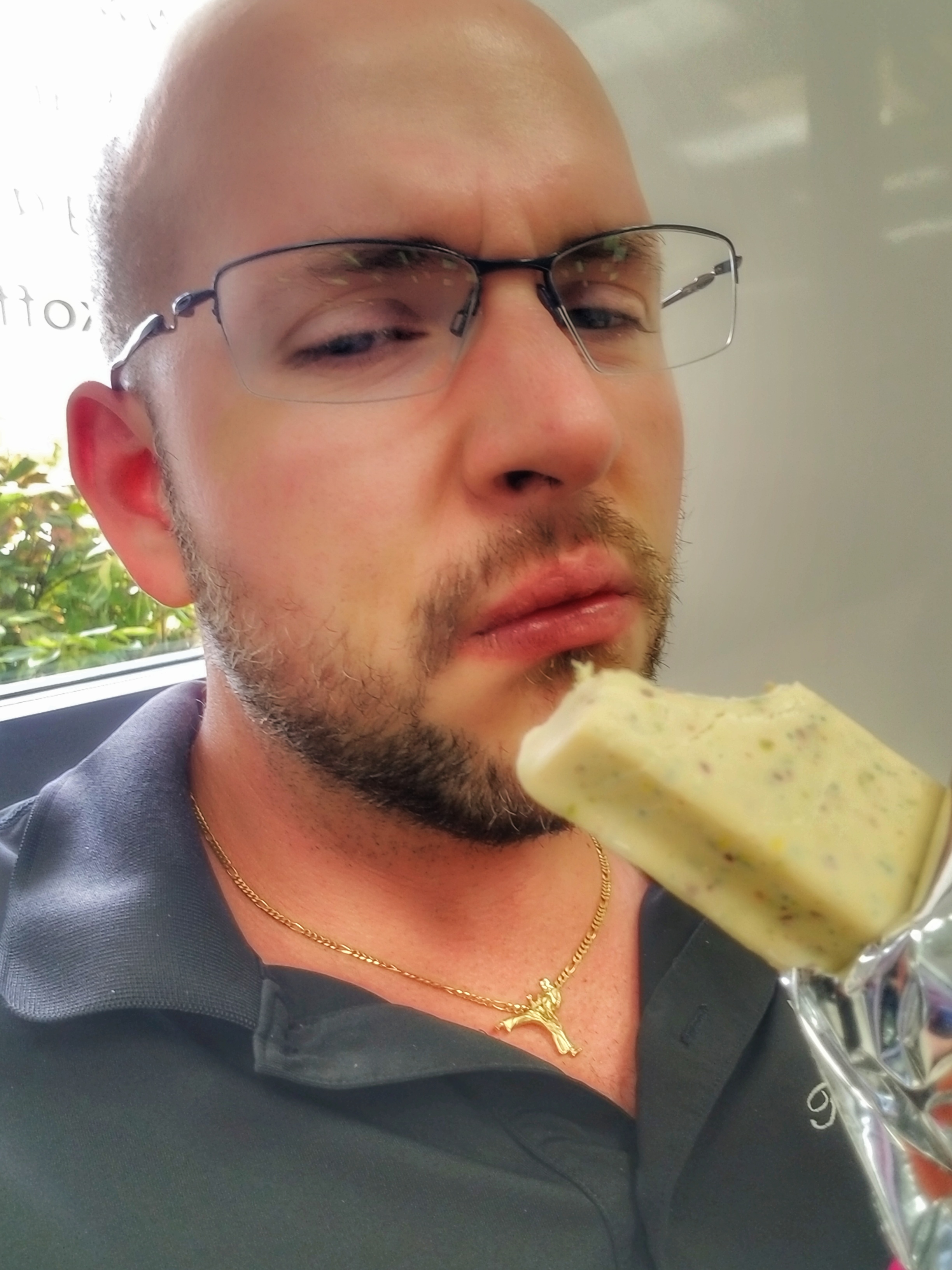 Eating gross food hi-res stock photography and images - Alamy, image size:2448x3264